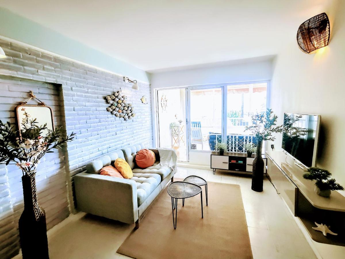 ألتيا Happy Beachfront Apartment المظهر الخارجي الصورة